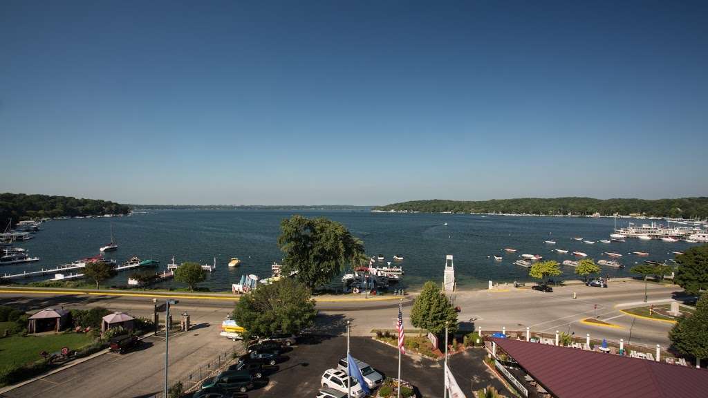 Harbor Shores on Lake Geneva | 300 Wrigley Dr, Lake Geneva, WI 53147, USA | Phone: (262) 248-9181