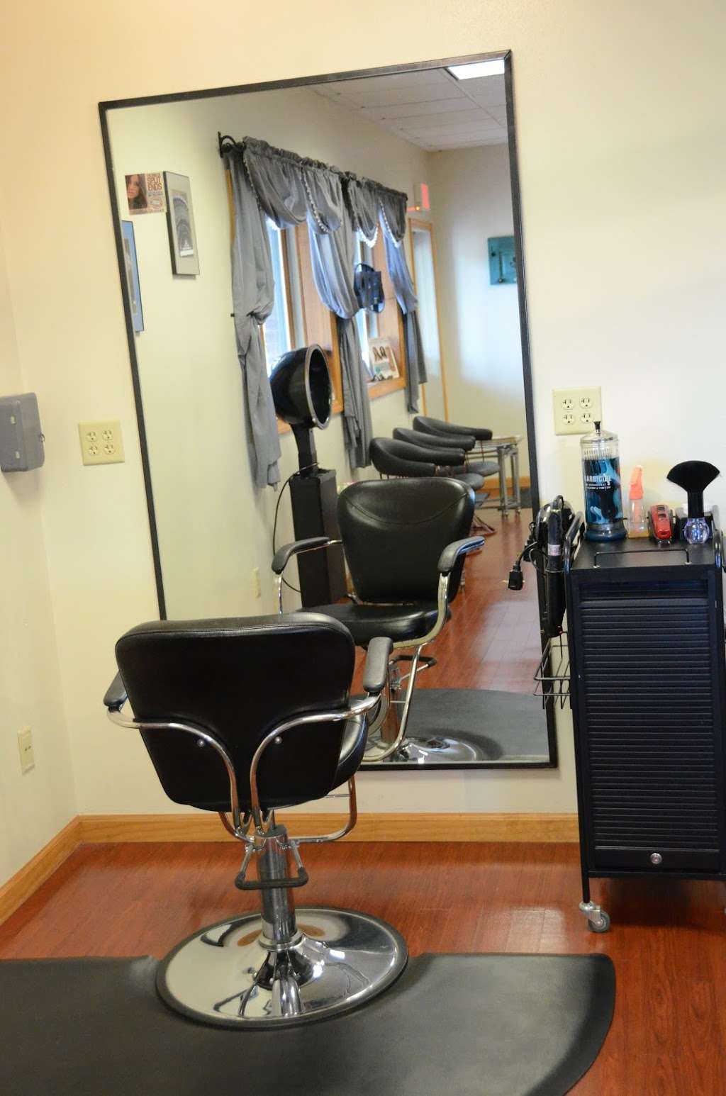 All Cut Up Salon | 20715 Durand Ave, Union Grove, WI 53182, USA | Phone: (262) 878-6455