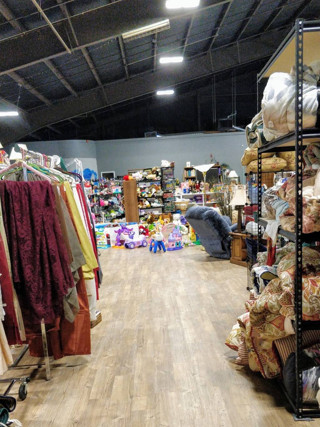 Angels Attic Community Thrift Store | 6970 N Broadway, Kansas City, MO 64118 | Phone: (816) 216-6153