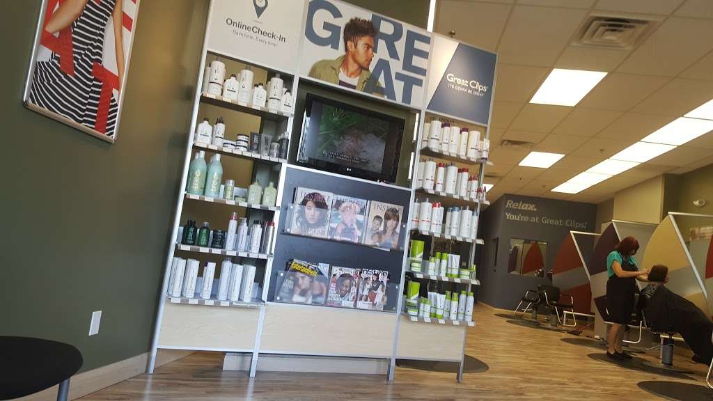 Great Clips | 3821 Woolbright Rd, Ste 15, Boynton Beach, FL 33436, USA | Phone: (561) 740-1001