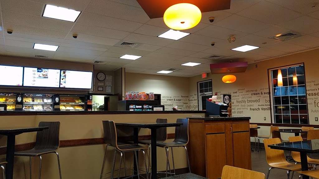 Dunkin | 1048 South St, Wrentham, MA 02093, USA | Phone: (508) 384-9617