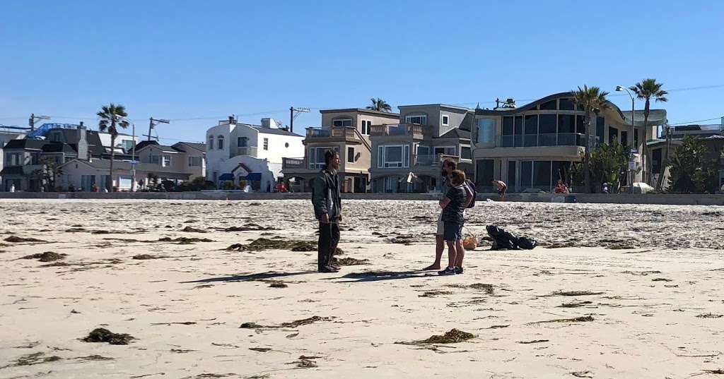 Lifeguard Tower 19 | 3700 Ocean Front Walk, San Diego, CA 92109, USA | Phone: (619) 221-8800