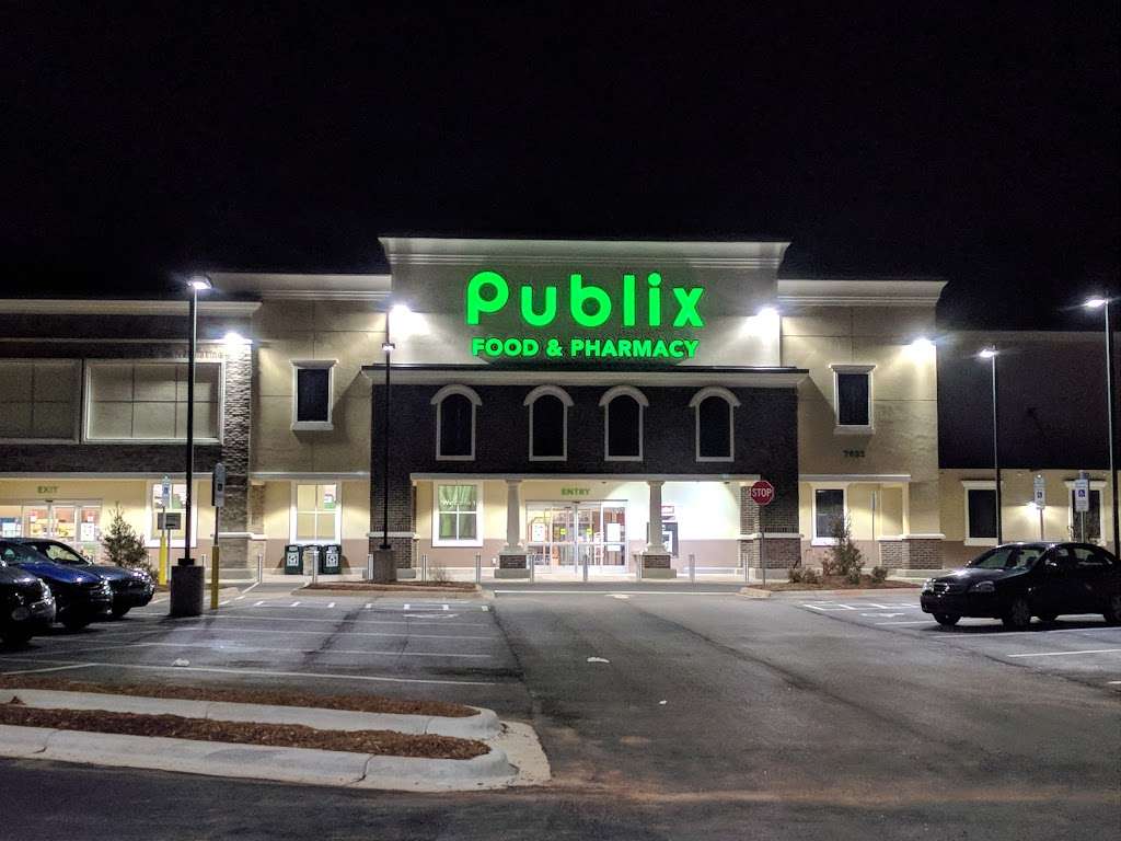 Publix Super Market at The Village Shoppes | 7883 Village Center N, Sherrills Ford, NC 28673, USA | Phone: (828) 478-2644