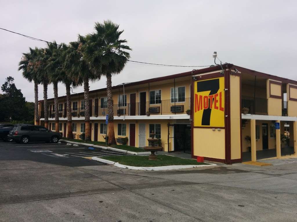 Motel 7 | 211 Lincoln Rd W, Vallejo, CA 94590, USA | Phone: (707) 552-8184