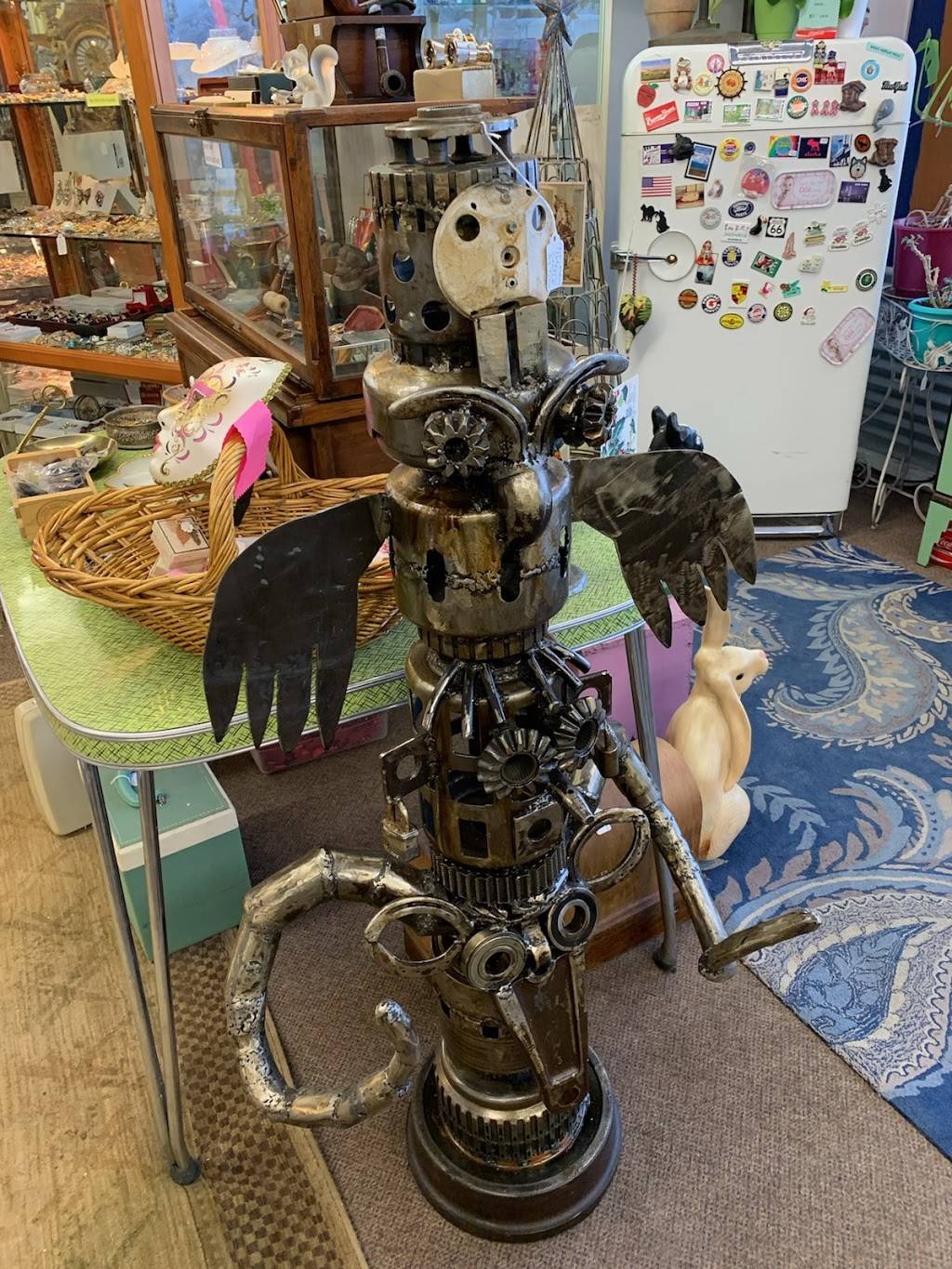 Pack Rat Antiques | 1068 W Fireweed Ln, Anchorage, AK 99503, USA | Phone: (907) 522-5272