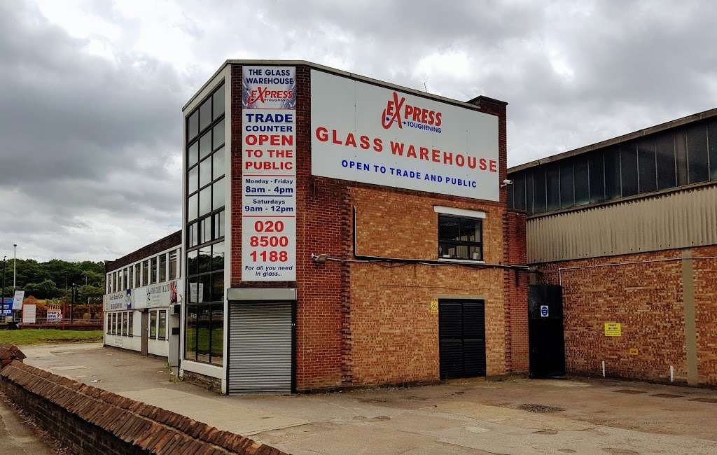Express Glass Warehouse | Hainault Business Park, 51-55 Fowler Road, Ilford IG6 3UT, UK | Phone: 020 8500 1188
