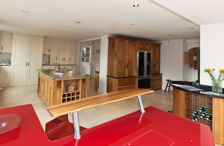Thoroughly Wood Bespoke Kitchens - Sevenoaks Showroom | 2 Chart Ln, Brasted, Westerham TN16 1LN, UK | Phone: 01959 561018