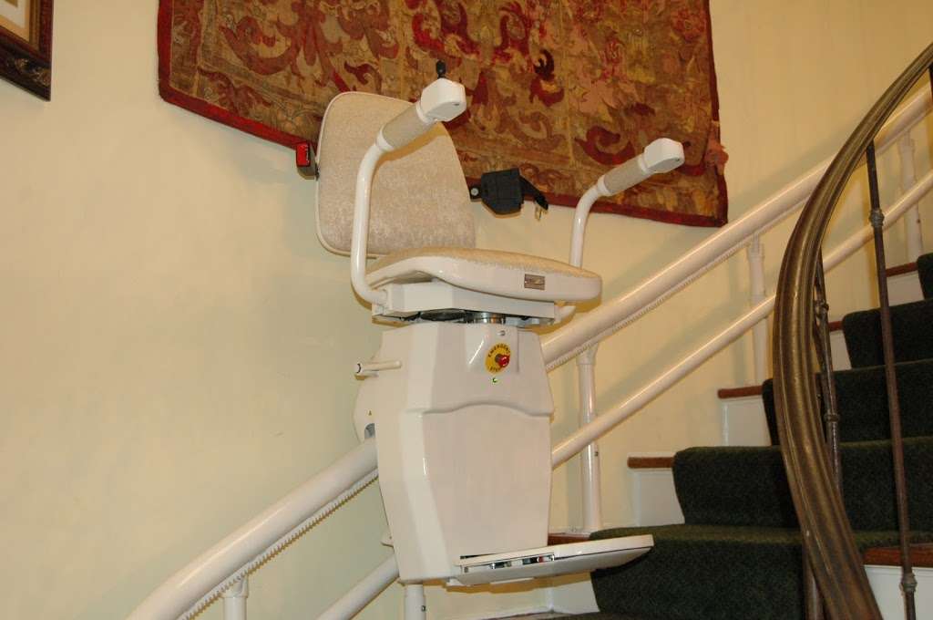 Los Angeles Chair Stair Lifts | 4152 Naomi Ave, Los Angeles, CA 90011, USA | Phone: (818) 288-0282