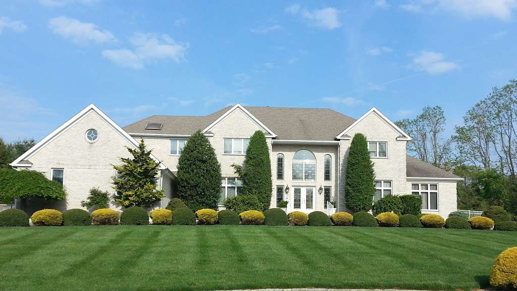 Anna Giuliani Real Estate Services | 963 Holmdel Rd #1, Holmdel, NJ 07733, USA | Phone: (732) 673-9296