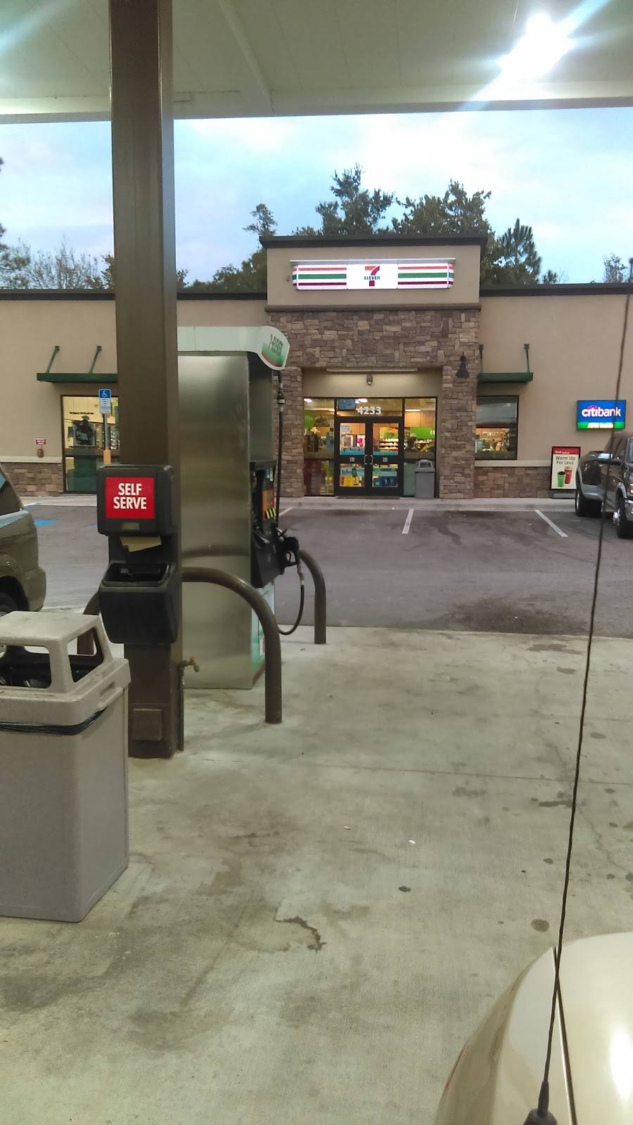 7-Eleven | 4233 Dunn Ave, Jacksonville, FL 32218, USA | Phone: (904) 765-3081