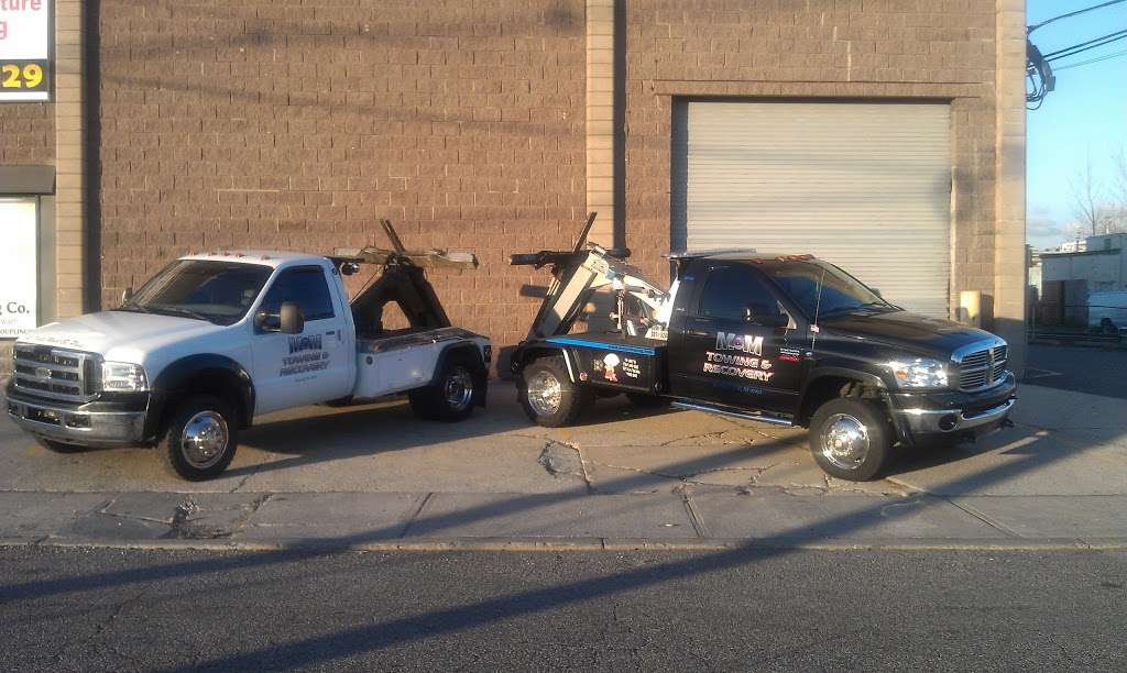 M & M Towing | 262 Broad St, Carlstadt, NJ 07072 | Phone: (201) 438-4800