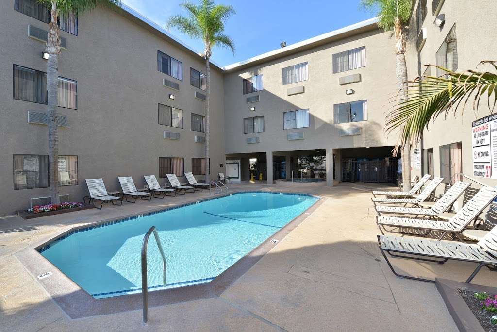 Best Western Plus Park Place Inn - Mini Suites | 1544 S Harbor Blvd, Anaheim, CA 92802 | Phone: (714) 776-4800