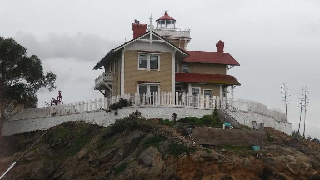 East Brothers Lighthouse | East Brother Island, CA 94805 | Phone: (510) 233-2385