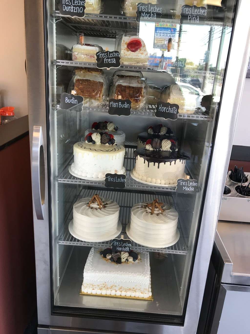 Carrusel Bakery | 13923 Van Nuys Blvd, Arleta, CA 91331 | Phone: (818) 896-7999