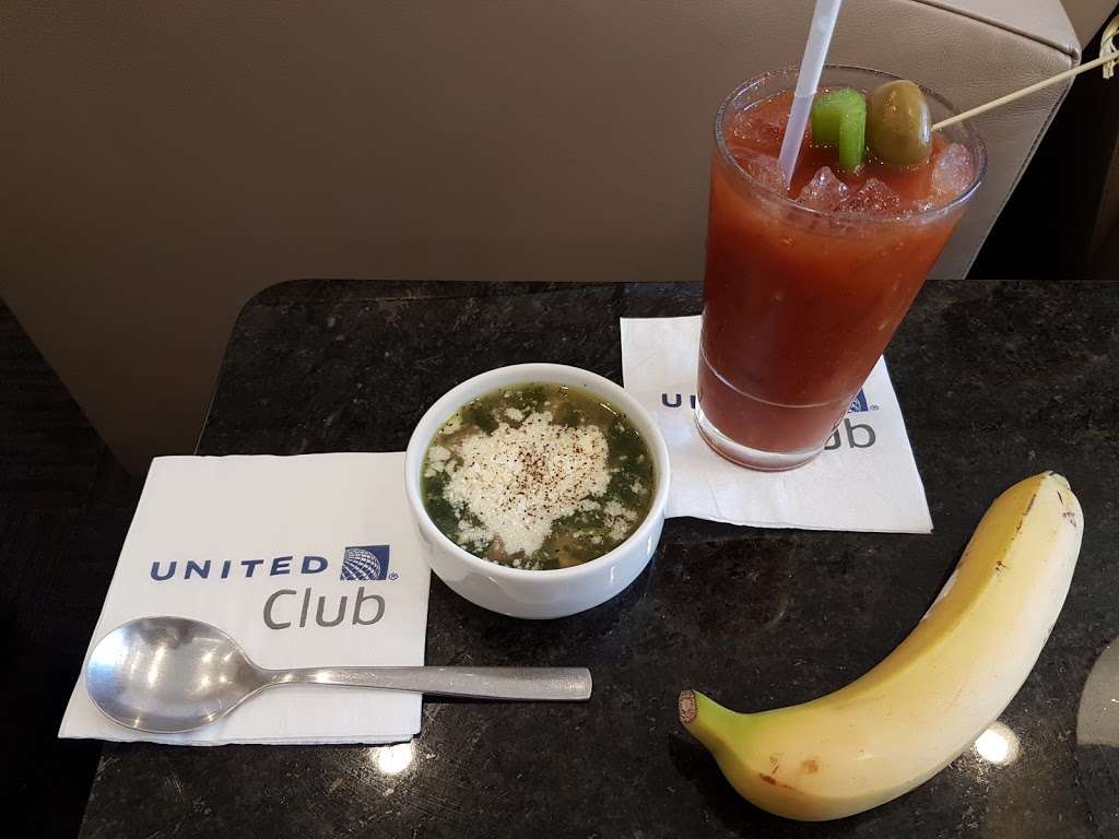 United Club | 3400 E Sky Harbor Blvd, Phoenix, AZ 85034, USA