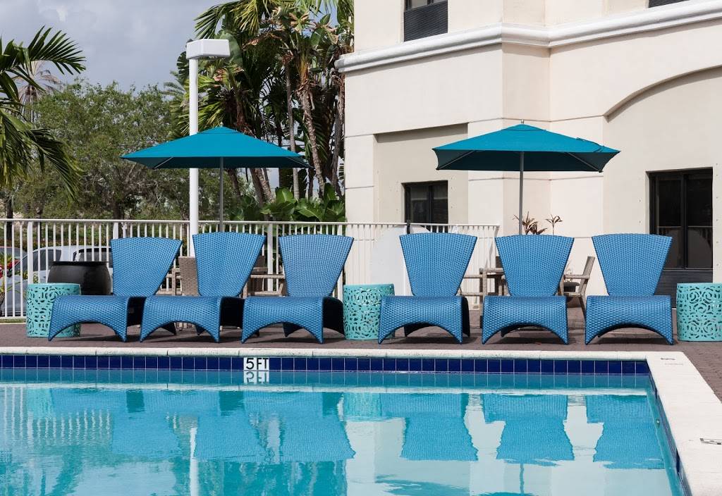 Hampton Inn & Suites Miami-Doral/Dolphin Mall | 11600 NW 41st St, Miami, FL 33178, USA | Phone: (305) 500-9300