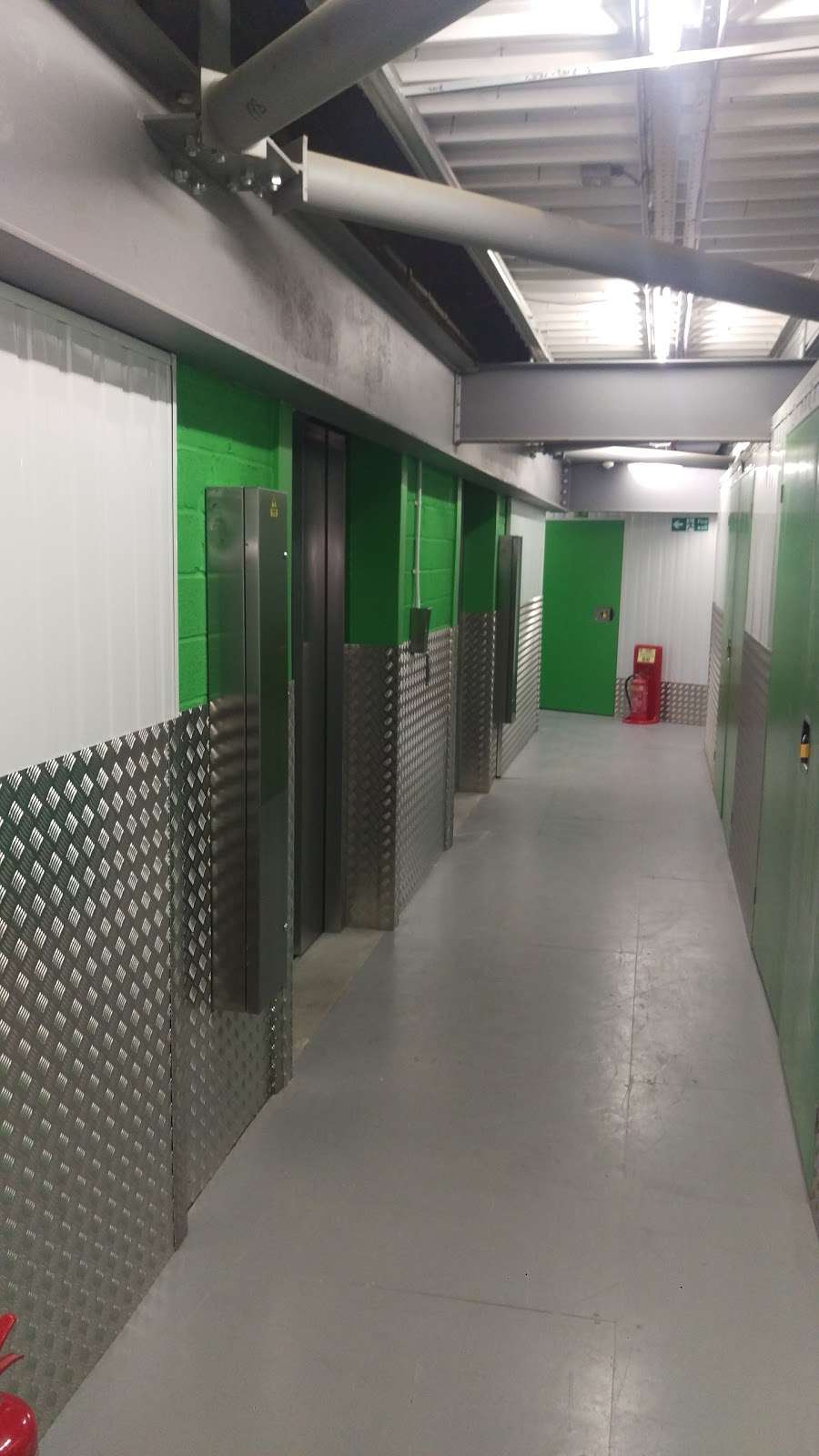 The Self Storage Company | 667 Watford Way, London NW7 3JR, UK | Phone: 020 3893 8100