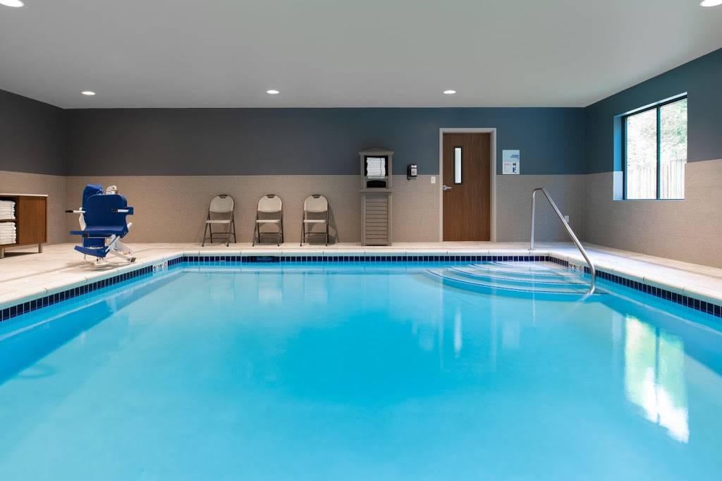 Holiday Inn Express & Suites Camas- Vancouver | 1805 SE 192nd Ave, Camas, WA 98607, USA | Phone: (360) 335-3700