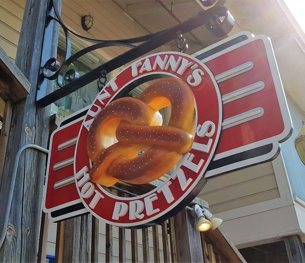 Aunt Fannys Hot Pretzels | 39 Pier 39, San Francisco, CA 94133, USA | Phone: (415) 986-0706