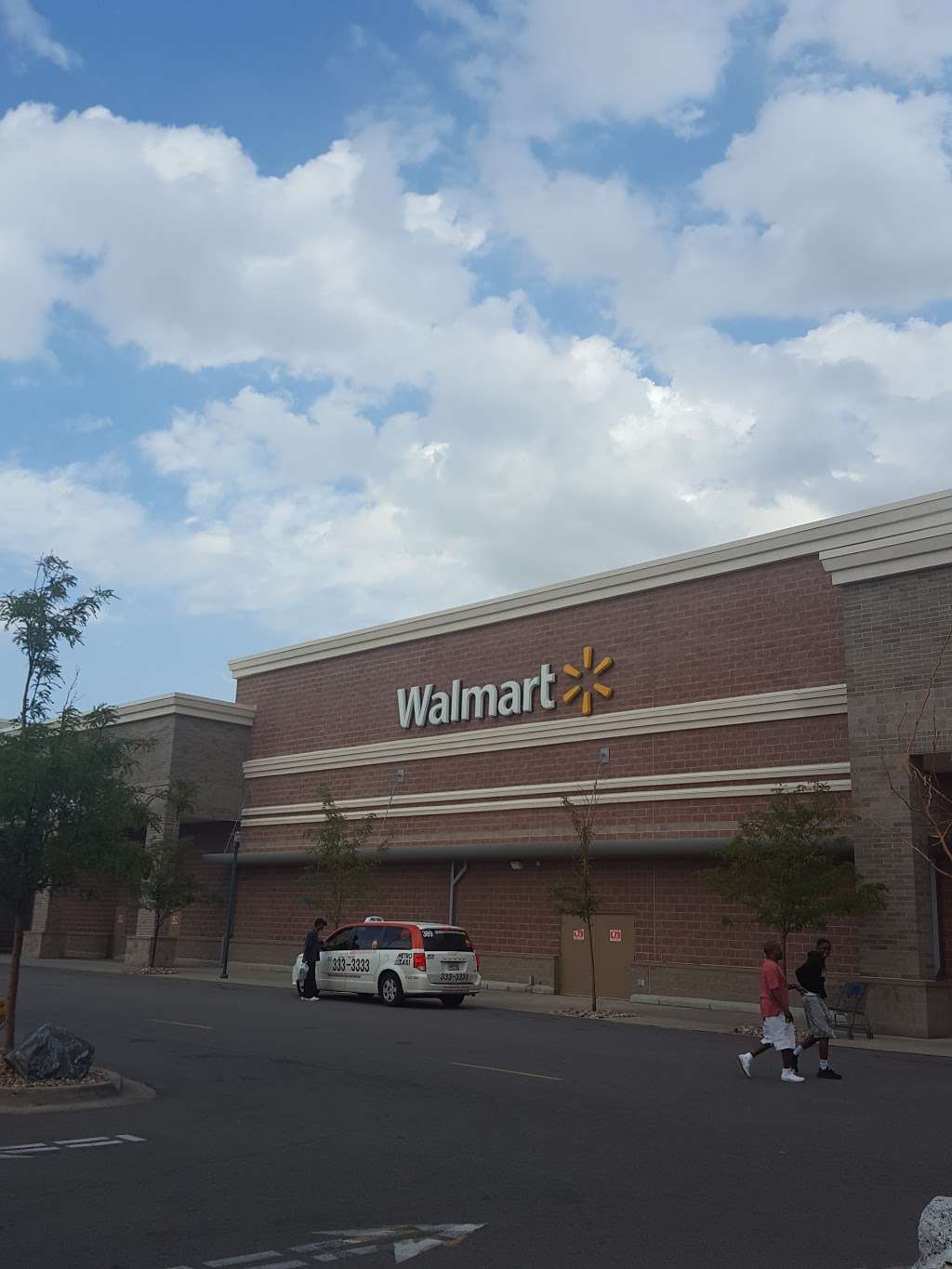 Walmart Supercenter | 7800 Smith Rd, Denver, CO 80207 | Phone: (720) 941-0411