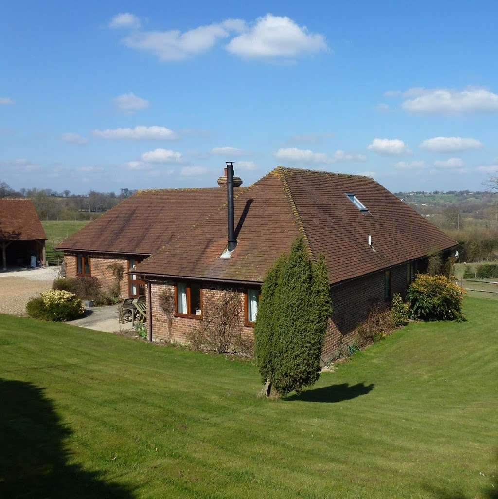 Three Chimneys Farm Bed & Breakfast | Bedgebury Rd, Goudhurst, Cranbrook TN17 2RA, UK | Phone: 01580 211260