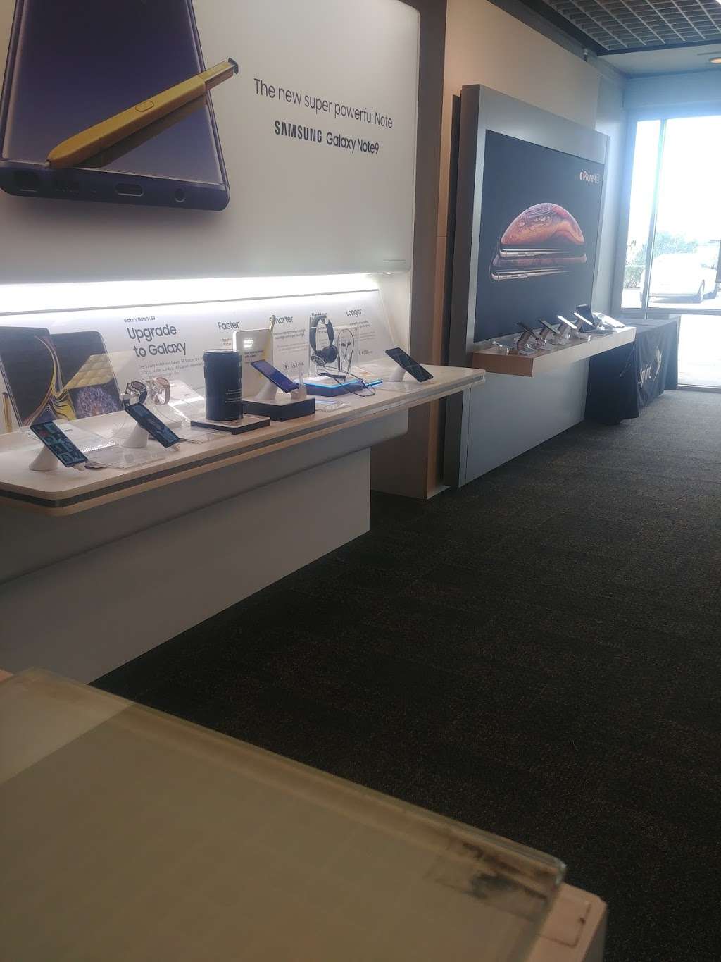 Sprint Store | 13706 East Fwy Ste 408, Houston, TX 77015, USA | Phone: (713) 637-8338