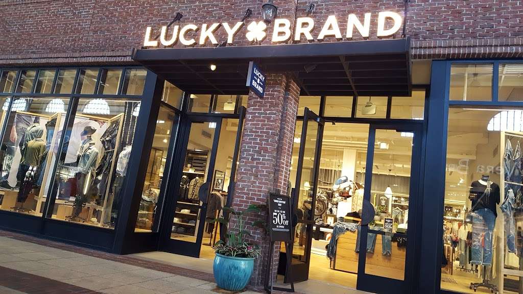 Lucky Brand | 1520 East Buena Vista Drive Space 107, Orlando, FL 32830, USA | Phone: (407) 560-9178