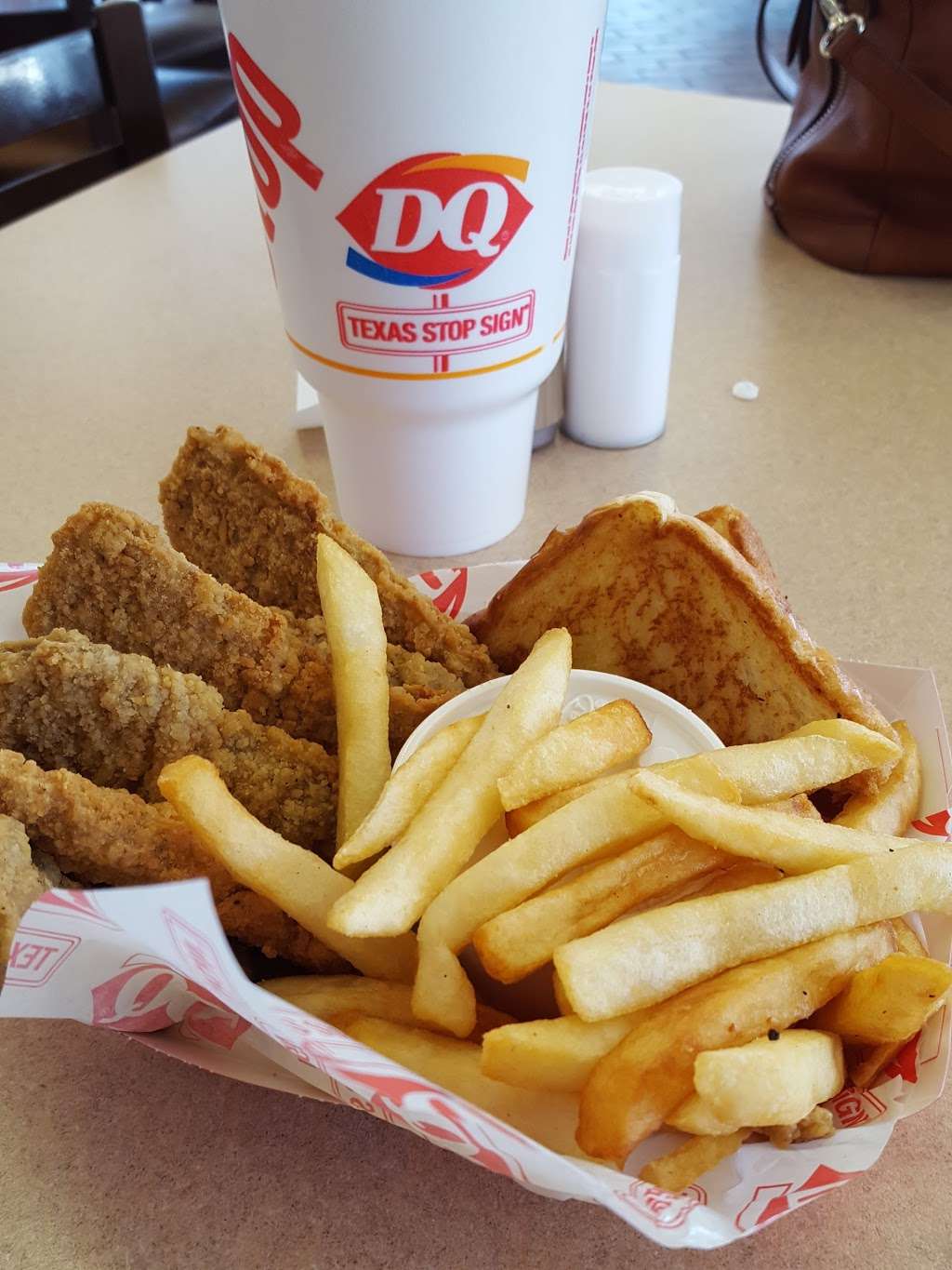 Dairy Queen Store | 4907 Old Seguin Rd, San Antonio, TX 78219, USA | Phone: (210) 661-7481