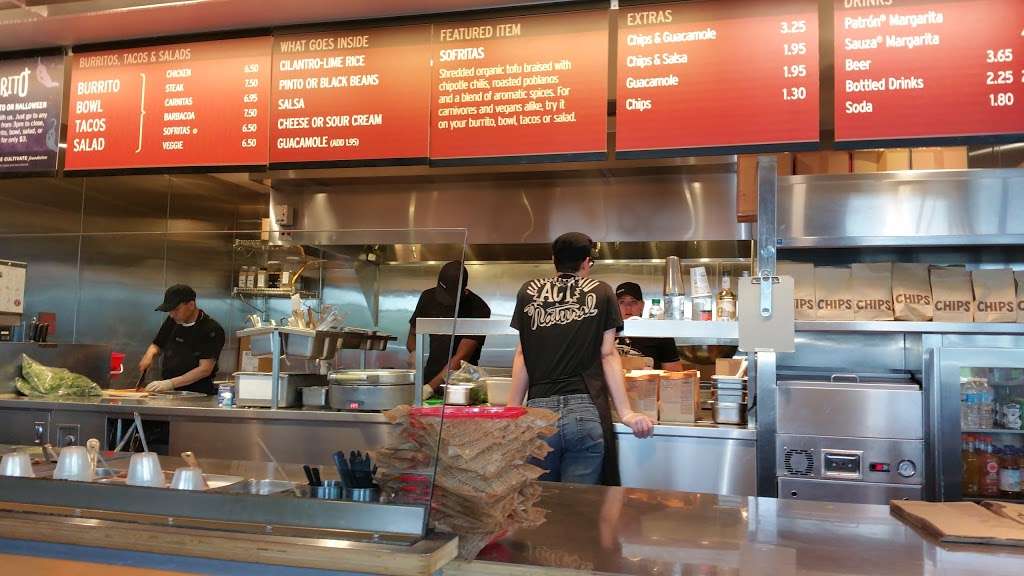 Chipotle Mexican Grill | 4600 Hoffman Blvd, Hoffman Estates, IL 60192 | Phone: (847) 649-5800