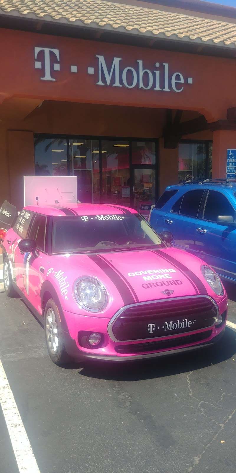 T-Mobile | 461 College Blvd Ste 03, Oceanside, CA 92057, USA | Phone: (760) 407-8520