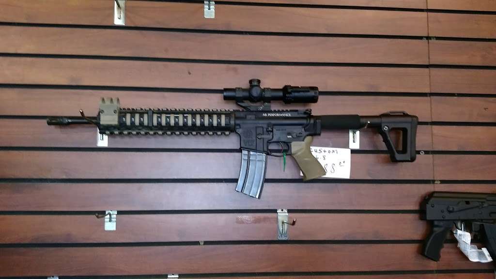 Discount Guns Inc, 5219 Old Hickory Rd, Van Wyck, SC 29744, USA