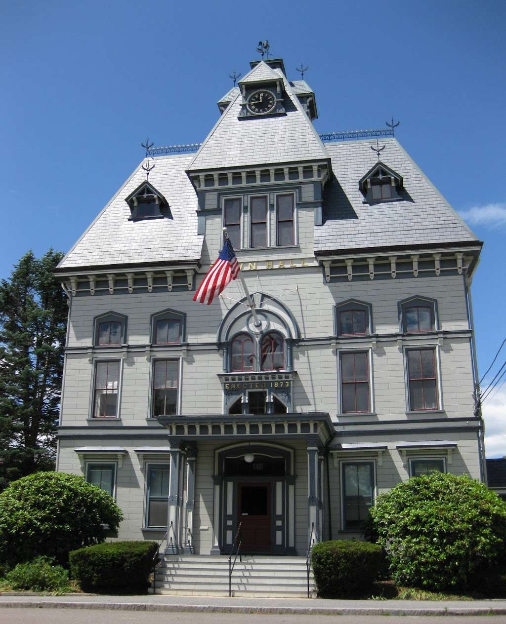 Ipswich Town Hall | 25 Green St, Ipswich, MA 01938 | Phone: (978) 356-6600