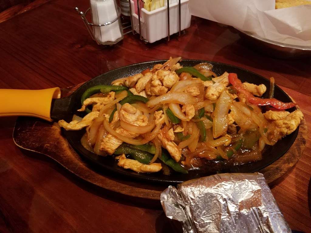 El Jimador Azteca Mexican Family Restaurant | 560 Celebrate Virginia Pkwy #109, Fredericksburg, VA 22406 | Phone: (540) 286-3133