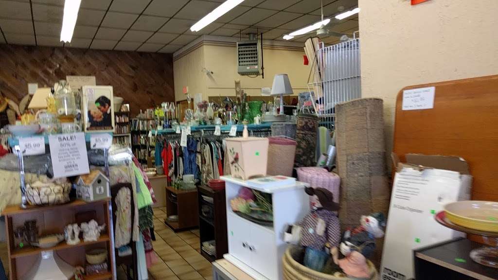 Sister Thrift | 370 Pleasant St, Watertown, MA 02472, USA | Phone: (617) 923-1168
