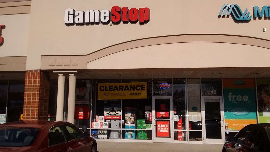 GameStop | 1141 S York Rd #26, Bensenville, IL 60106, USA | Phone: (630) 595-0781