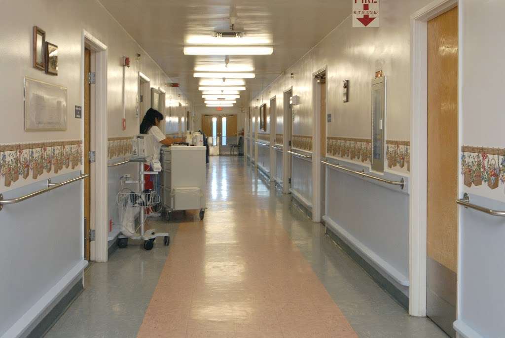 Rimrock Villa Convalescent Hospital | 27555 Rimrock Rd, Barstow, CA 92311, USA | Phone: (760) 252-2515