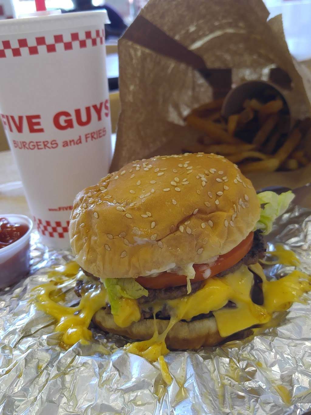 Five Guys | 170 Providence Hwy, Dedham, MA 02026 | Phone: (781) 326-1158