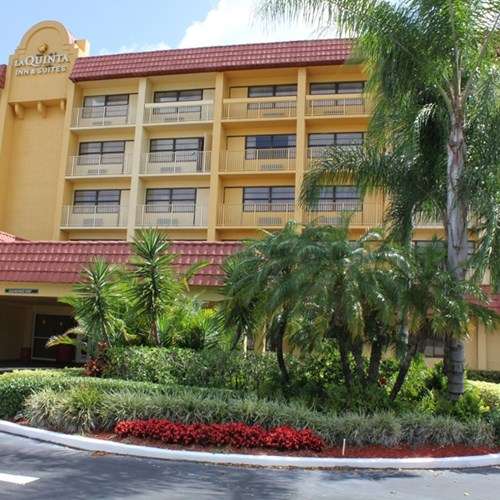 La Quinta Inn & Suites Coral Springs University Dr | 3701 N University Dr, Coral Springs, FL 33065 | Phone: (954) 753-9000