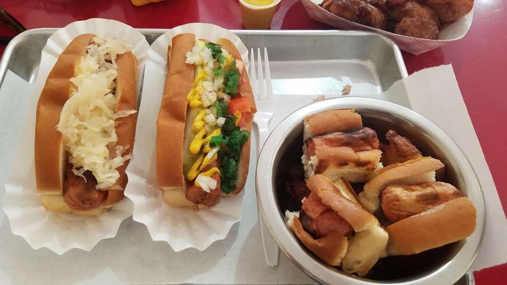 Rootin Tootin Hot Dogs | 1232 W Main St, Stroudsburg, PA 18360, USA | Phone: (570) 517-7126