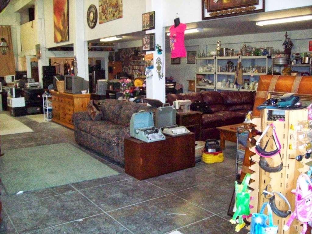 La Best Auction | 2722 W 54th St, Los Angeles, CA 90043, USA | Phone: (323) 298-8000