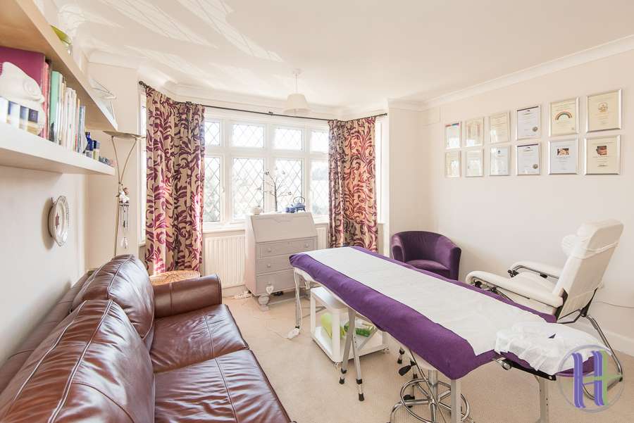 Hill House Therapies Limited | 21 Hill Rise, Cuffley, Potters Bar EN6 4EH, UK | Phone: 07957 132984