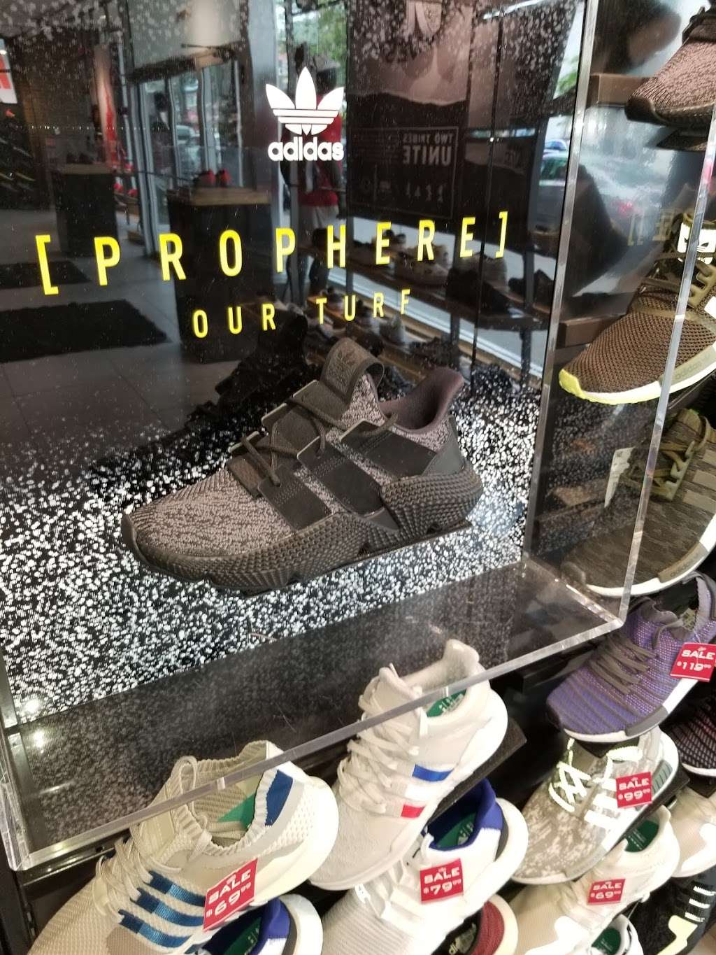 foot locker steinway