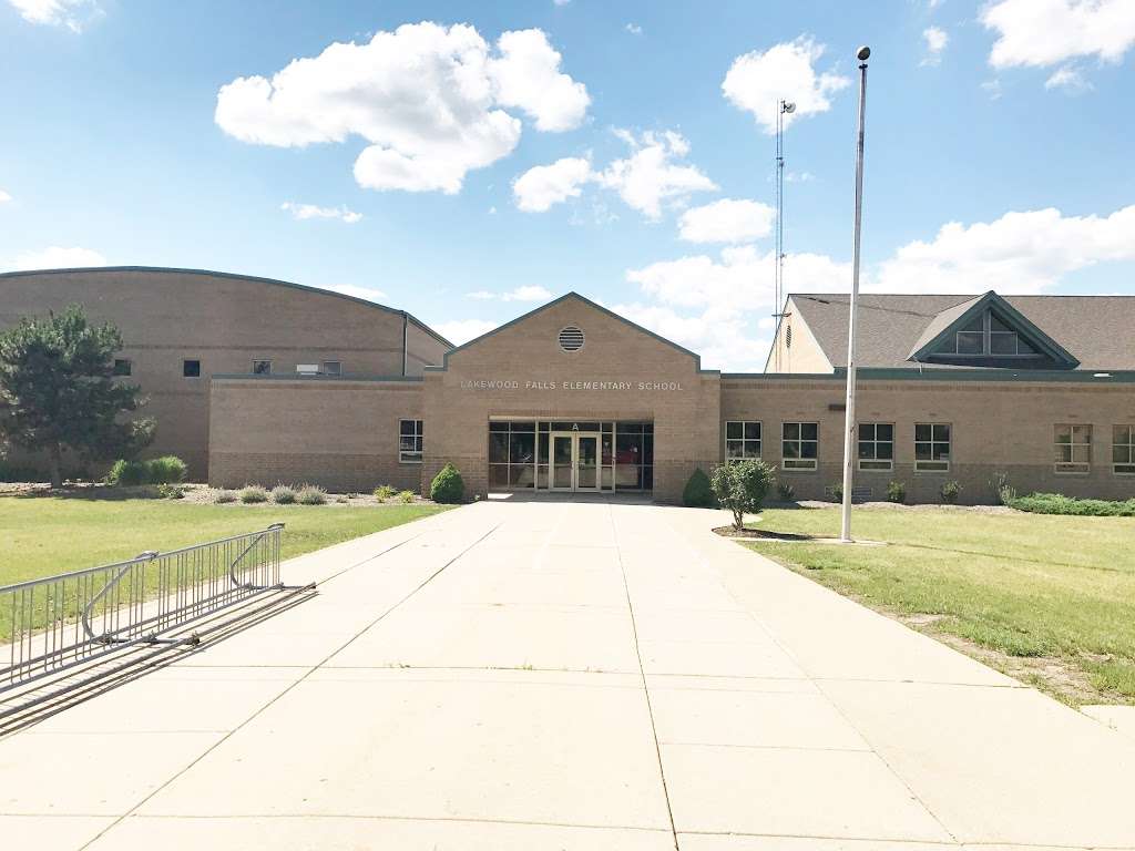 Lakewood Falls Elementary School | 14050 S Budler Rd # 4, Plainfield, IL 60544, USA | Phone: (815) 439-4560