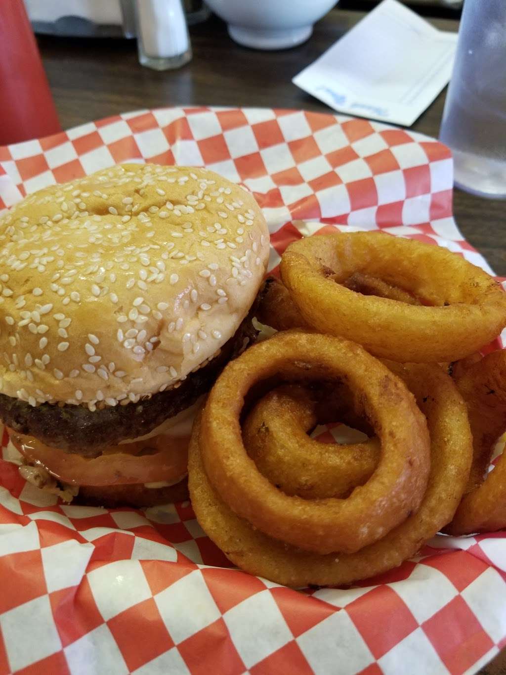 Maggies Hamburgers | 700 Benicia Rd, Vallejo, CA 94591 | Phone: (707) 643-9149