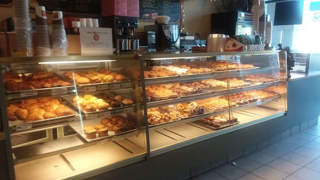 Wendis Donuts | 28562 Oso Pkwy, Rancho Santa Margarita, CA 92688, USA | Phone: (949) 635-0861