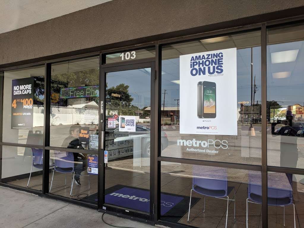 Metro by T-Mobile | 3720 Walnut Hill Ln Suite 103, Dallas, TX 75229, USA | Phone: (214) 351-0603