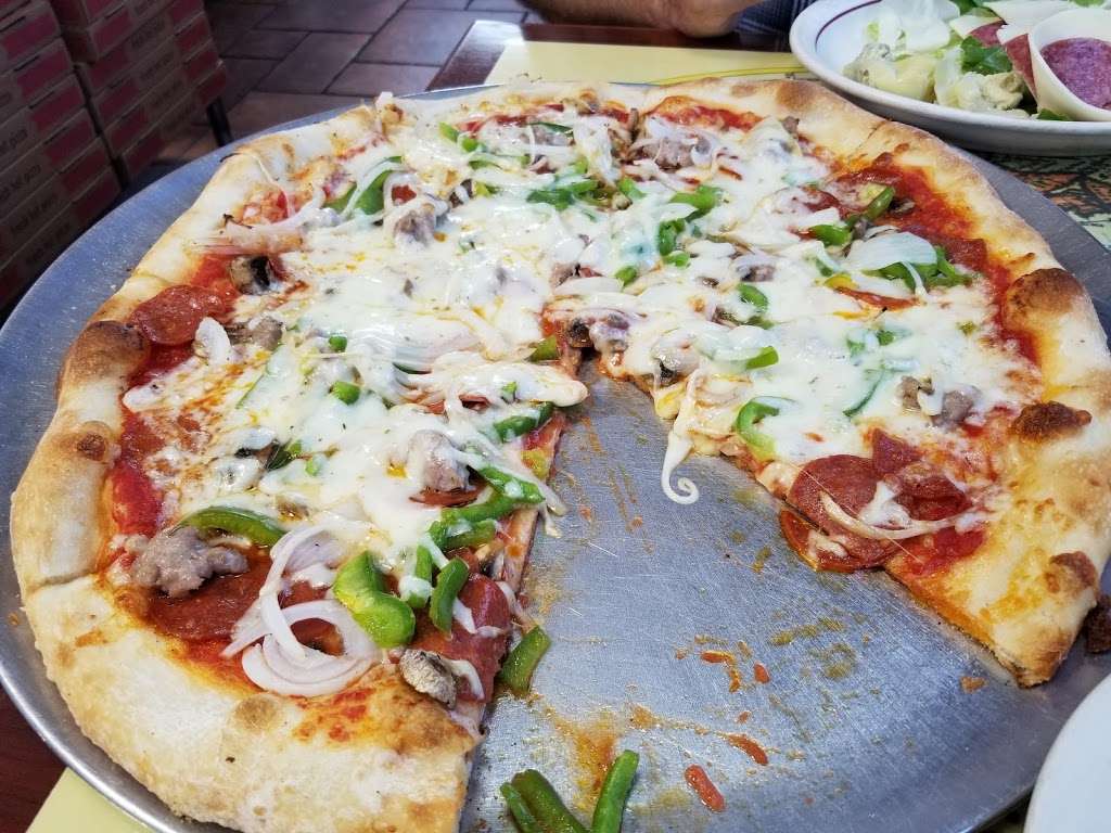 Elis Pizza Pasta | 766 Trumbull St, Elizabeth, NJ 07201 | Phone: (908) 436-0436