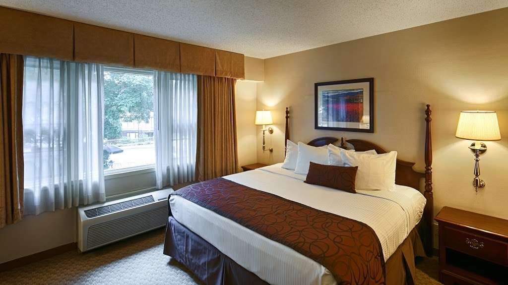 Red Roof Inn & Suites Hazleton | 1341 N Church St, Hazle Township, PA 18202, USA | Phone: (570) 454-2494