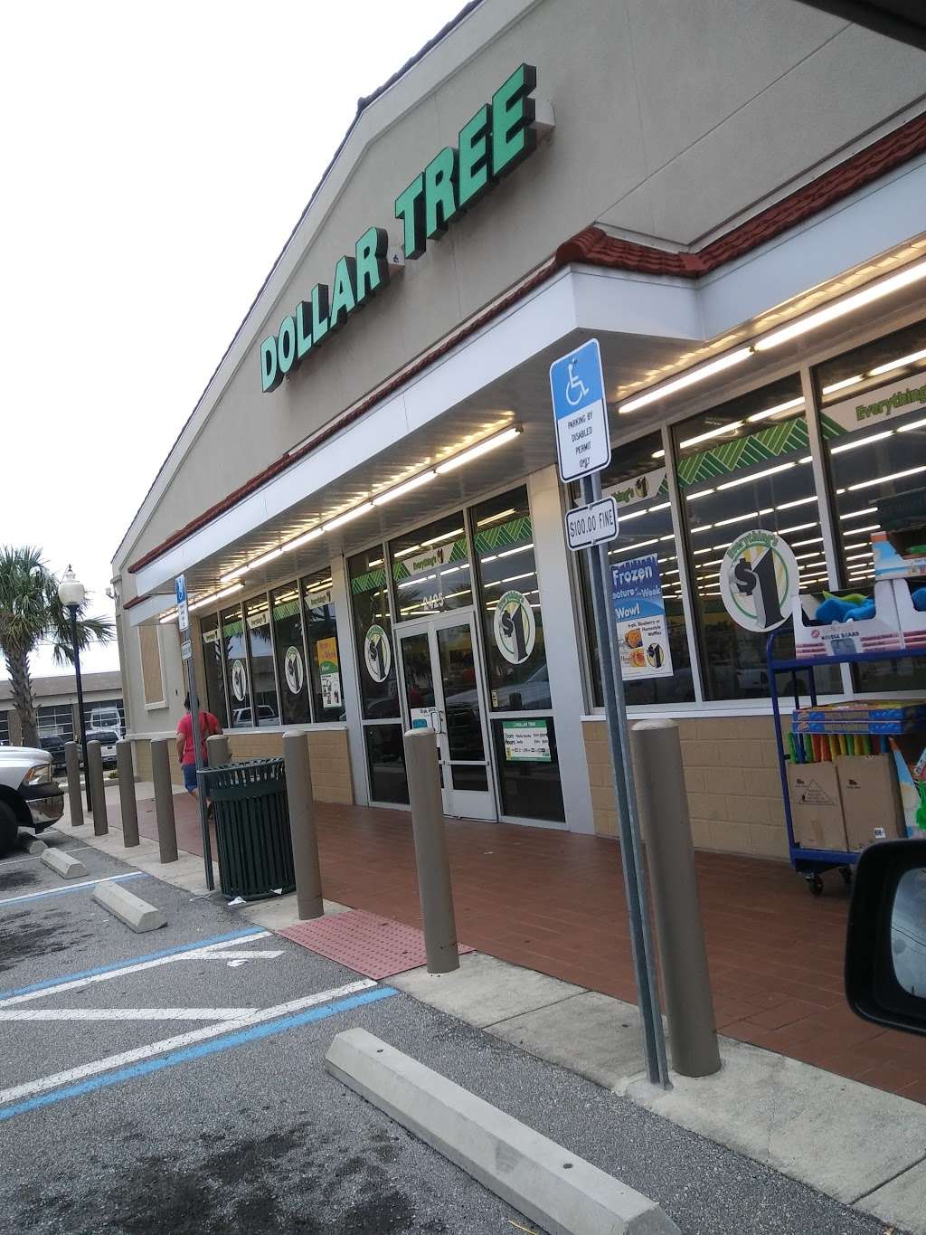 Dollar Tree | 2425 S Ridgewood Ave, South Daytona, FL 32119 | Phone: (386) 304-2924