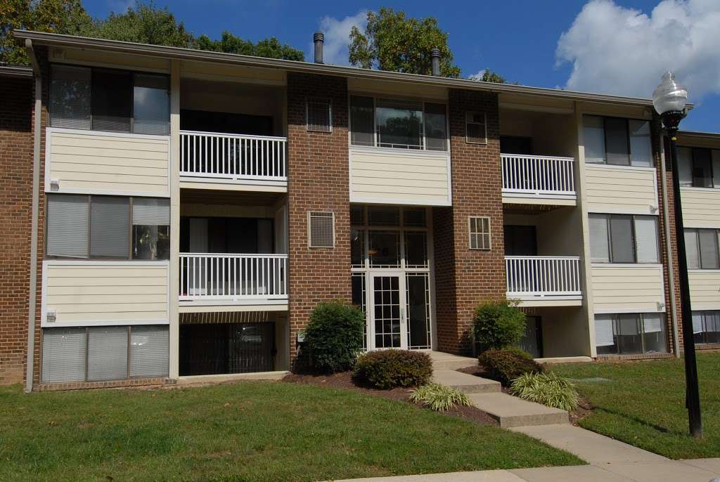 Skylark Pointe Apartment Homes | 9150 Parkland Rd, Parkville, MD 21234 | Phone: (410) 670-5002